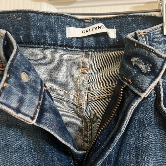 BNWT GRLFRND Joan jeans size 26 cropped flares frayed hem denim wash - Picture 2 of 4